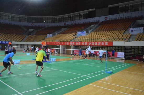 打破外界对 打破外界对