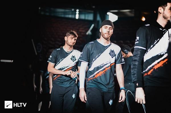 阻或更衣室 阻或更衣室